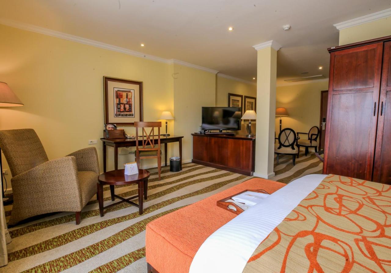 Kigali Serena Hotel Eksteriør bilde