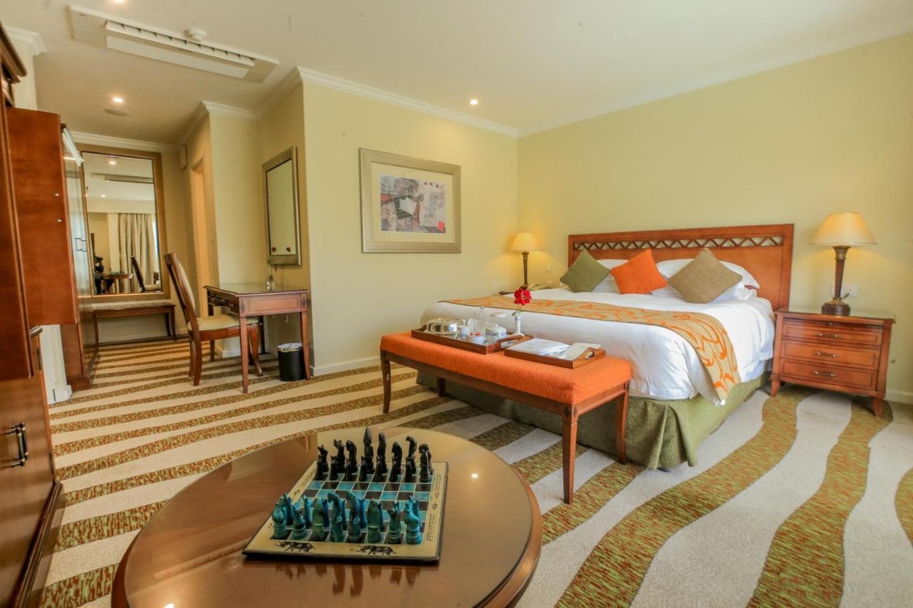 Kigali Serena Hotel Eksteriør bilde