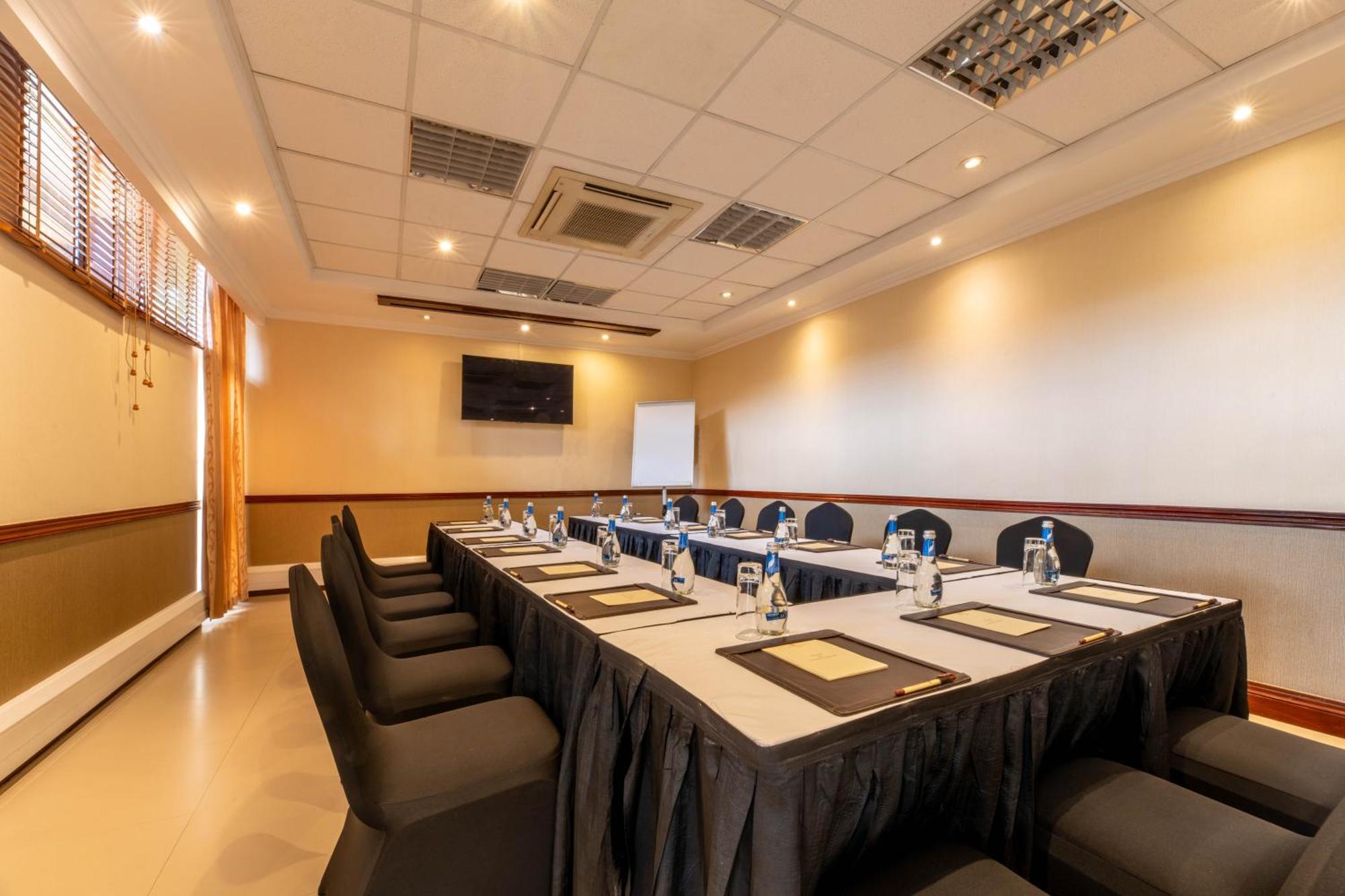 Kigali Serena Hotel Eksteriør bilde