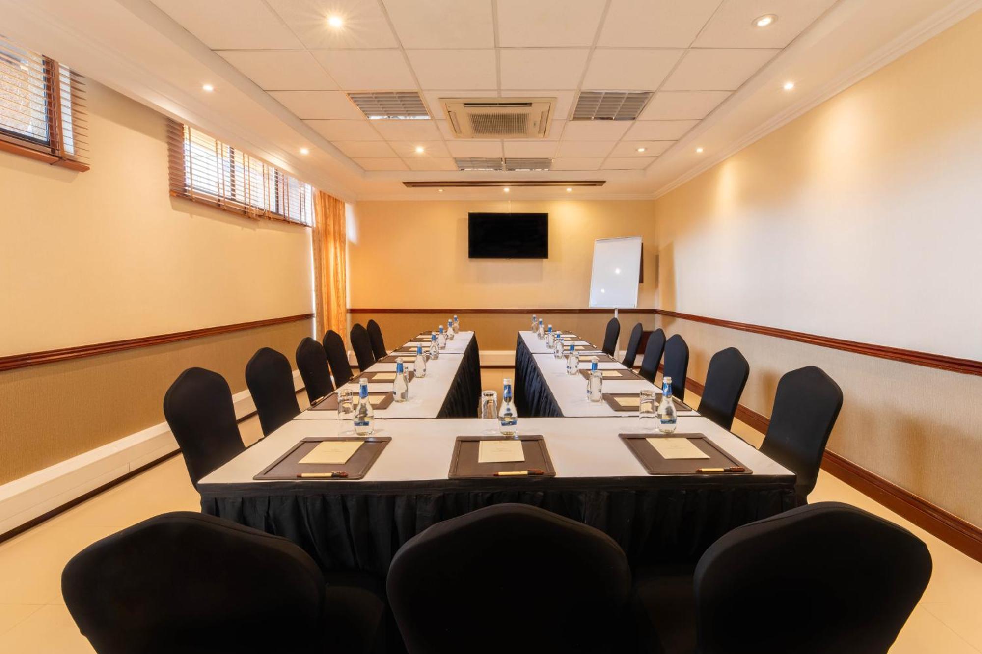 Kigali Serena Hotel Eksteriør bilde